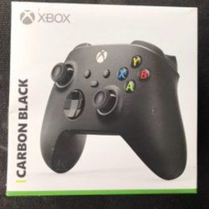 Microsoft - Controller for Xbox Series X, Xbox Series S, and Xbox One(W or B)